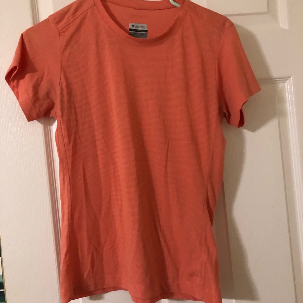 Columbia hiking shirt